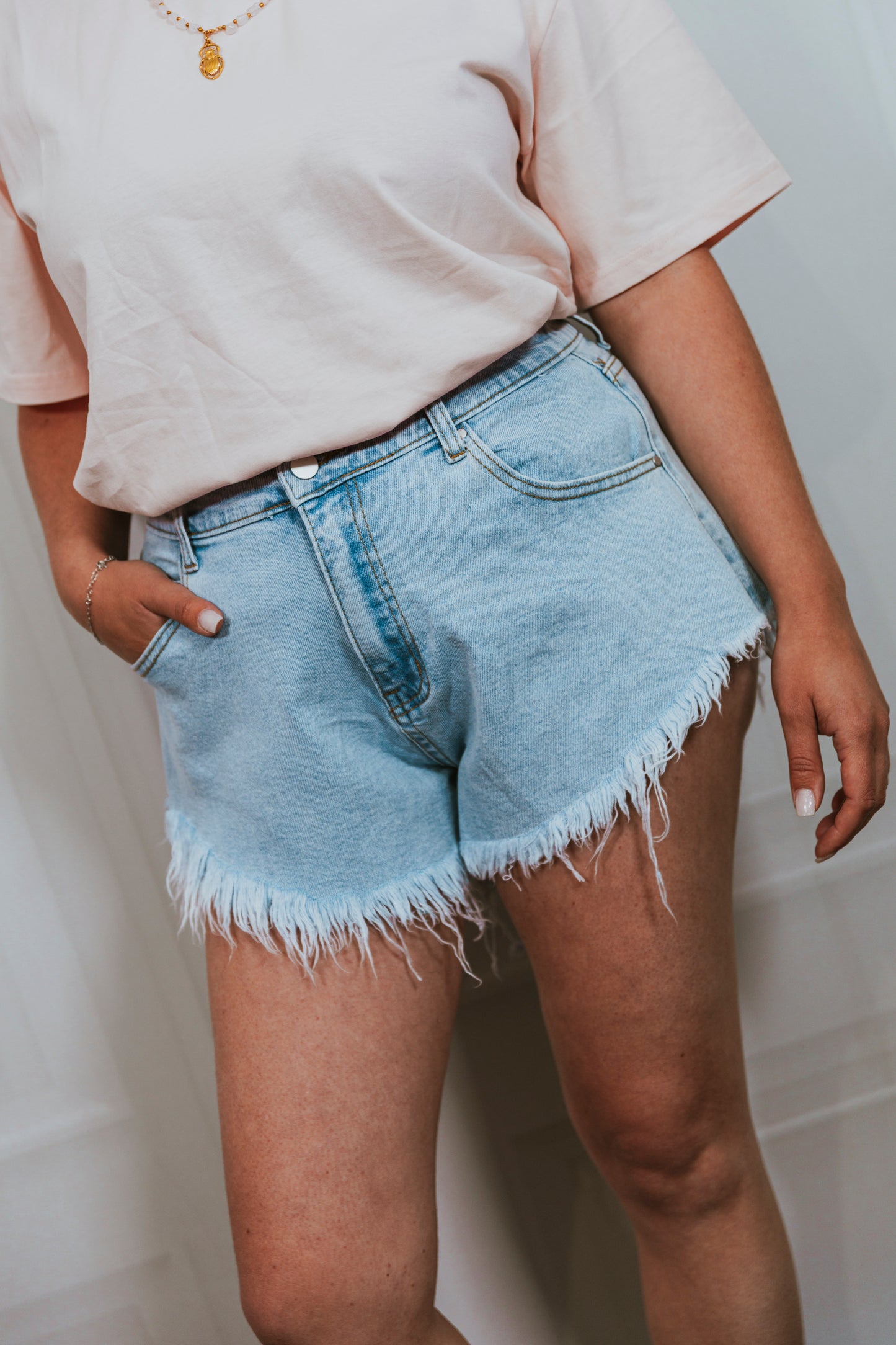 Short Inès